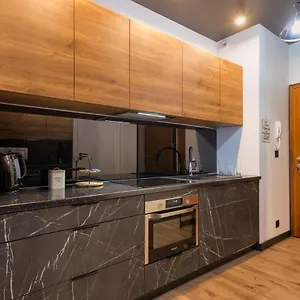 https://wola-luxury-stay.warsawhotelspoland.com